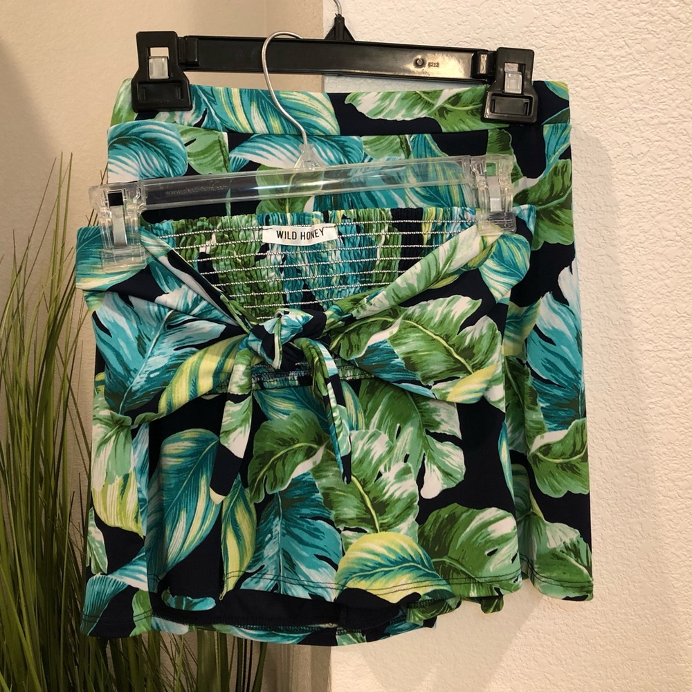 Skirt and Crop Top Tropical Set